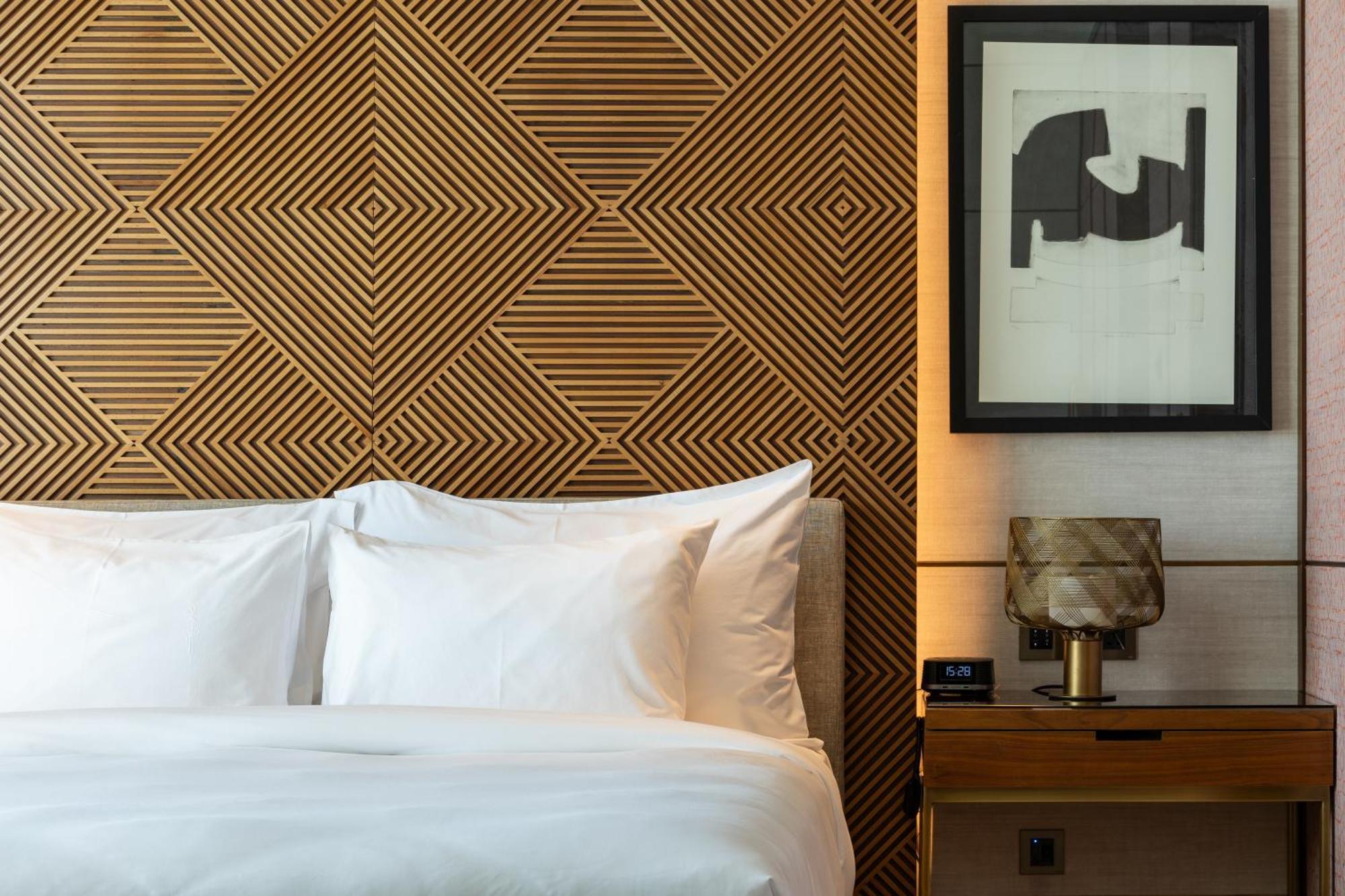 Shirvan Hotel City Yard Dzsidda Kültér fotó A bedroom at the hotel