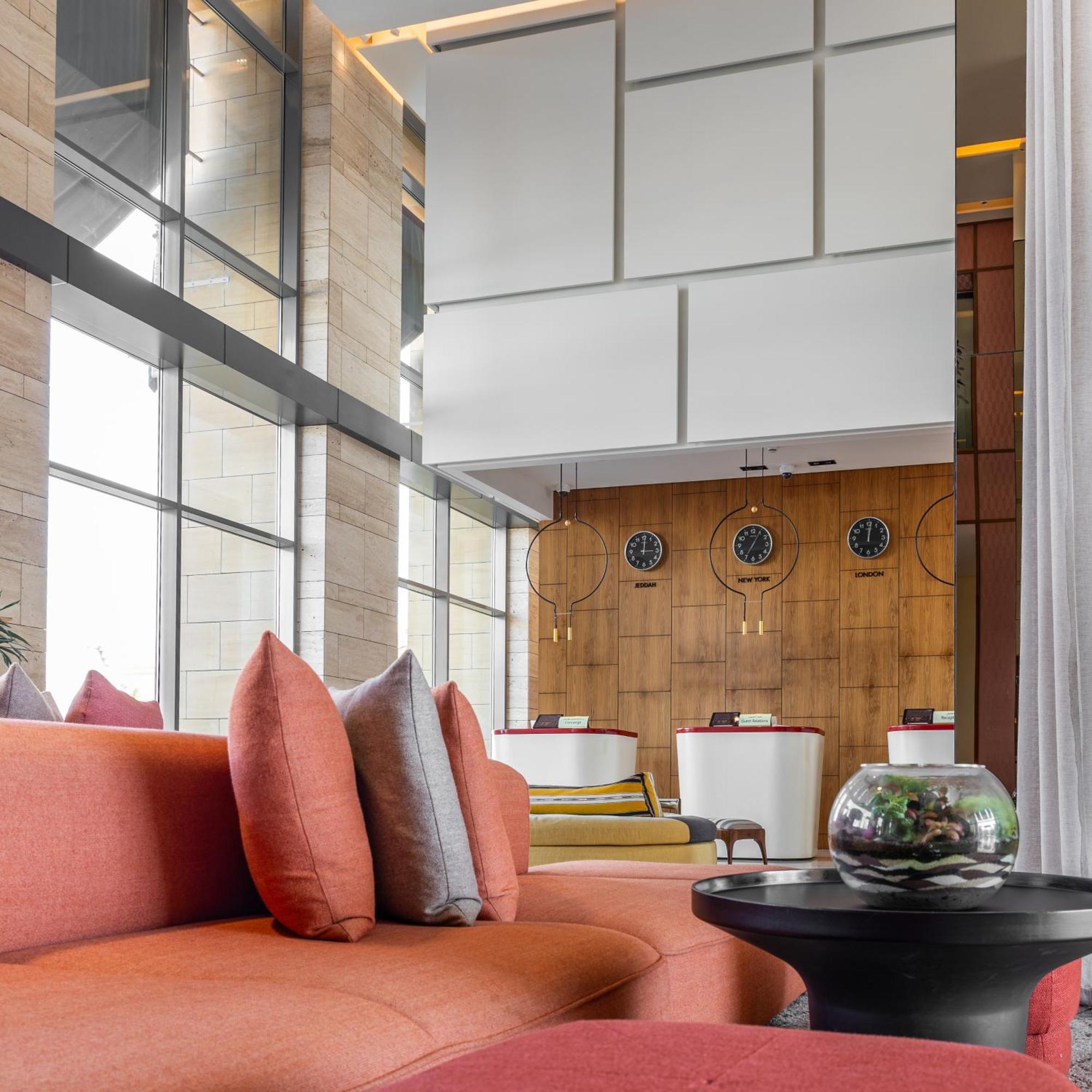 Shirvan Hotel City Yard Dzsidda Kültér fotó The lobby of the hotel